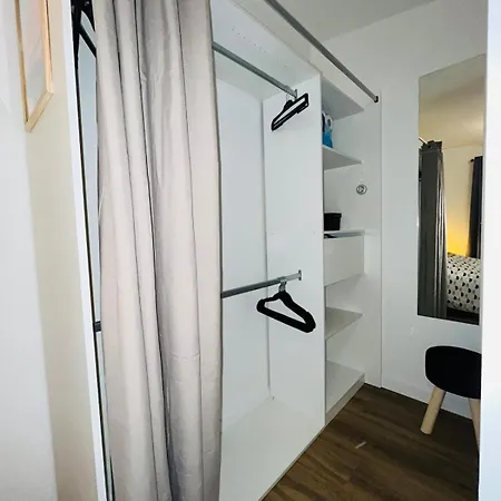 Casa *